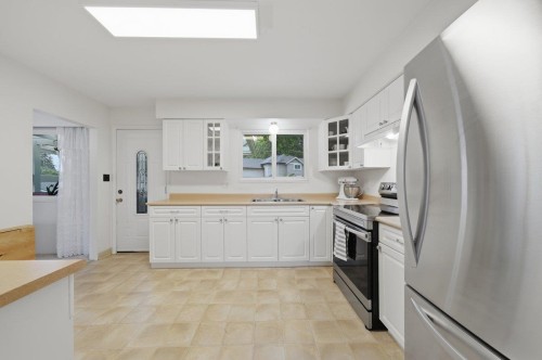 3963 Sefton Street, Port Coquitlam, BC 