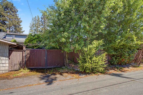 2812 33Rd Avenue W, Vancouver, BC 