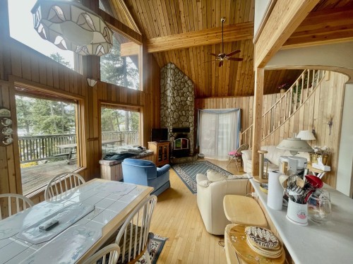 8200 Gun Lake Road  Pemberton, BC V0K 1P0
