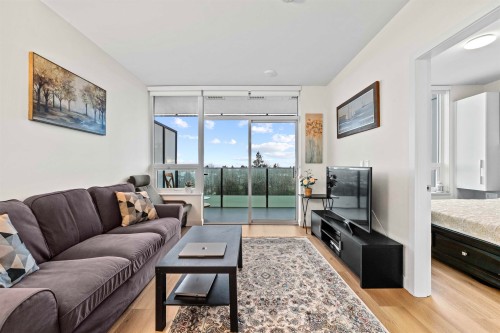 706-6463 Silver Avenue  Burnaby, BC V5H 0K4