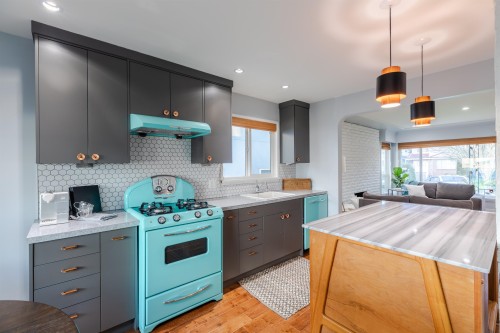 2951 Venables Street, Vancouver, BC 