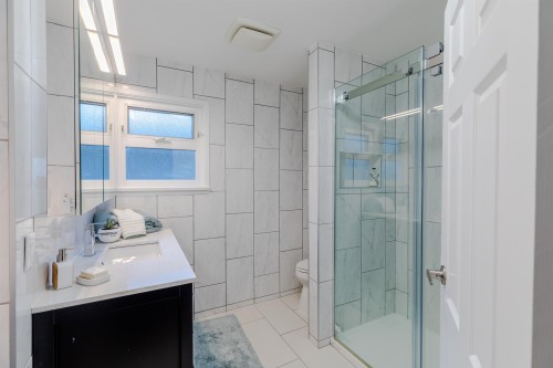 2951 Venables Street, Vancouver, BC 