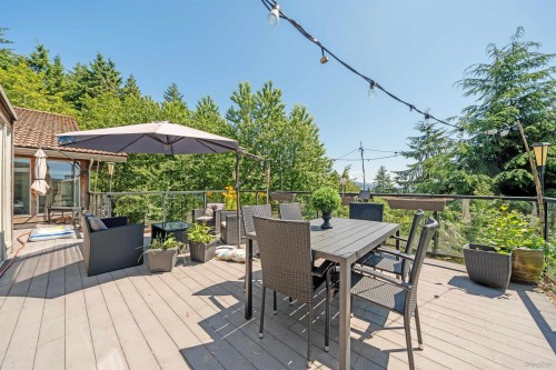 1448 Sandhurst Place, West Vancouver, BC 