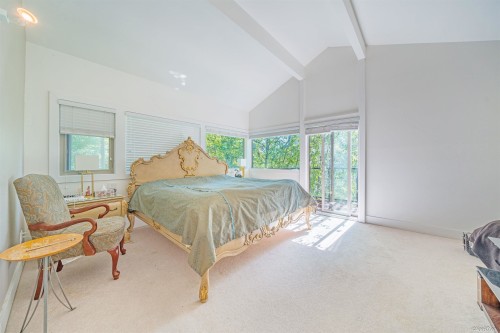 1448 Sandhurst Place, West Vancouver, BC 