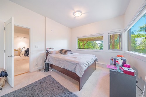 1448 Sandhurst Place, West Vancouver, BC 