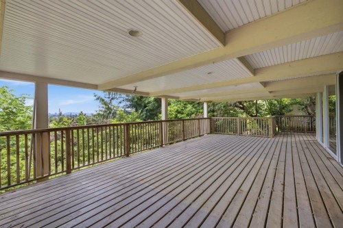 820 Younette Drive, West Vancouver, BC 