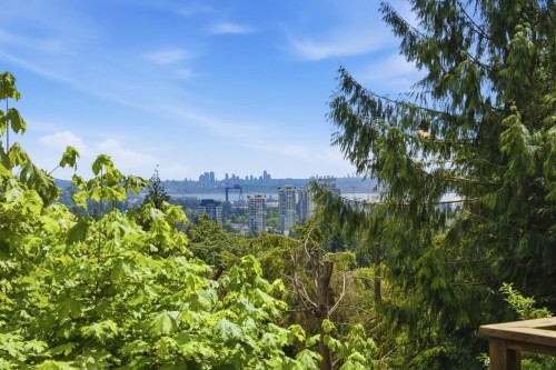 820 Younette Drive, West Vancouver, BC 