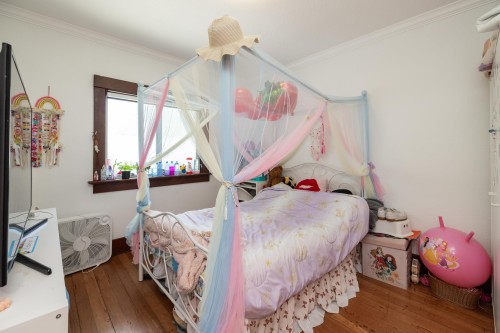 4338 Arthur Drive, Delta, BC - Indoor Photo Showing Bedroom