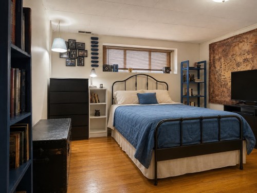 5569 Culloden Street, Vancouver, BC - Indoor Photo Showing Bedroom