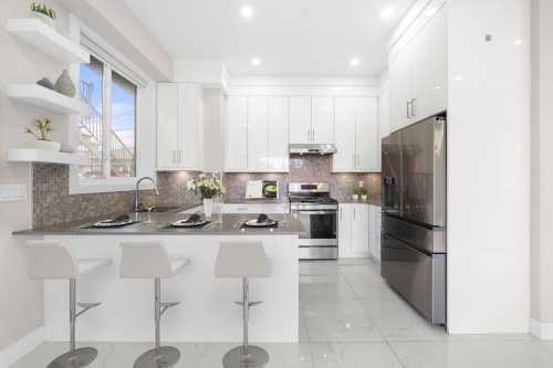 6692 Nanaimo Street, Vancouver, BC 