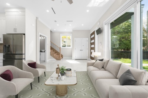 6692 Nanaimo Street, Vancouver, BC 