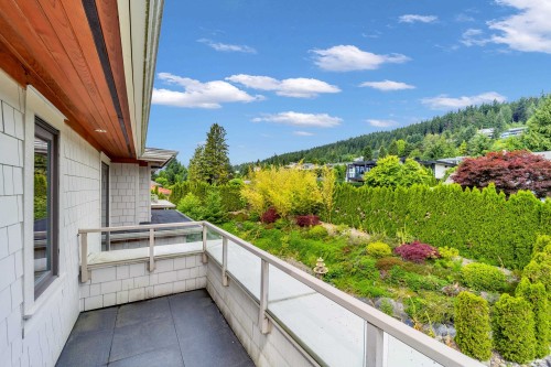 950 Greenwood Road, West Vancouver, BC 