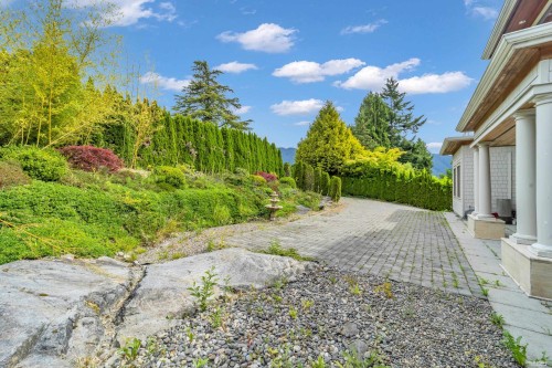 950 Greenwood Road, West Vancouver, BC 