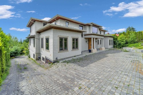 950 Greenwood Road, West Vancouver, BC 