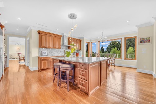 950 Greenwood Road, West Vancouver, BC 
