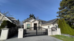 8371 Mowbray Road  Richmond, BC V7A 2B8