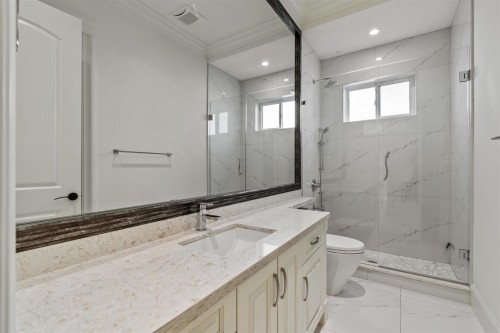8371 Mowbray Road, Richmond, BC 
