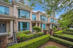 2-6611 Southoaks Crescent Burnaby, BC V5E 4L5
