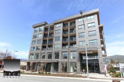 302-110 17th Street North Vancouver, BC V7L 0K4