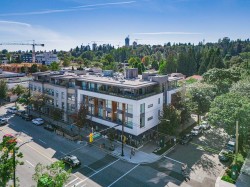 301-188 32nd Avenue E Vancouver, BC V5V 0E4