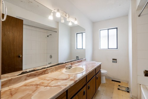 3226 5Th Avenue W, Vancouver, BC 