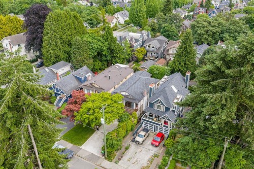 3226 5Th Avenue W, Vancouver, BC 