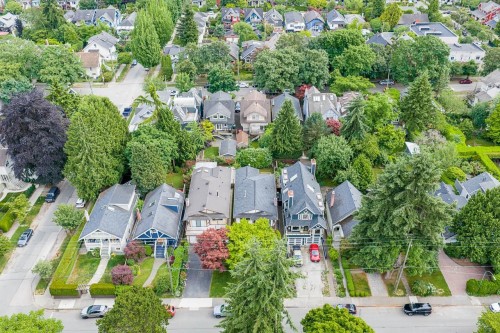 3226 5Th Avenue W, Vancouver, BC 