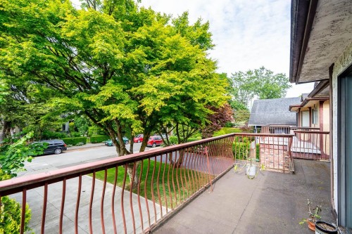 3226 5Th Avenue W, Vancouver, BC 