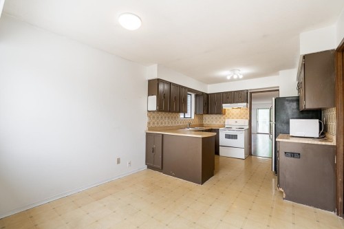 3226 5Th Avenue W, Vancouver, BC 