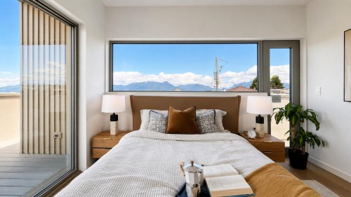 2-2915 5Th Avenue E, Vancouver, BC 