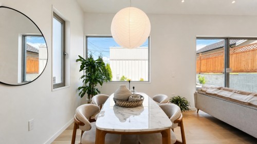 2-2915 5Th Avenue E, Vancouver, BC 