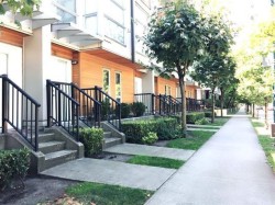 35-638 6th Avenue W Vancouver, BC V5Z 1A3