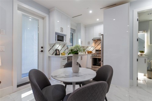 4328 Gladstone Street, Vancouver, BC 