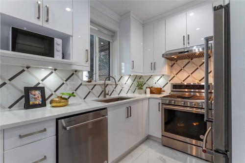 4328 Gladstone Street, Vancouver, BC 