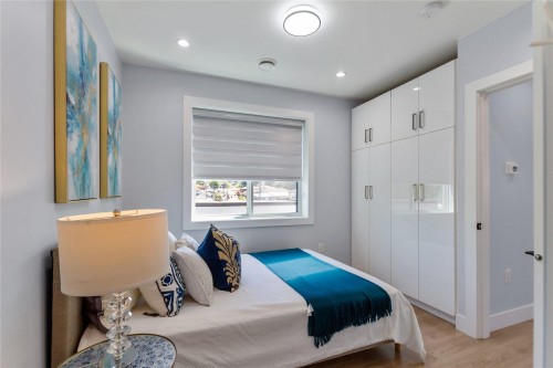 4328 Gladstone Street, Vancouver, BC 