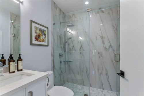 4328 Gladstone Street, Vancouver, BC 