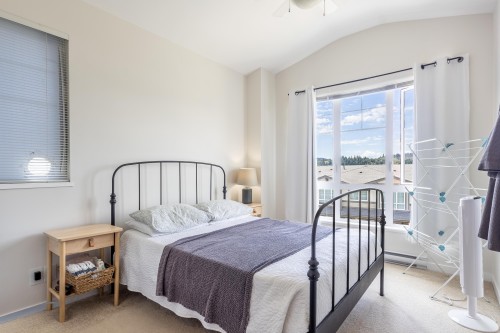 5946 Oldmill Lane, Sechelt, BC 