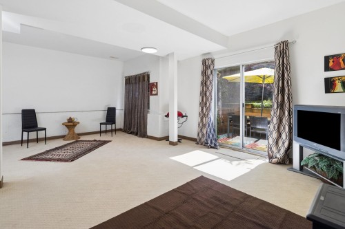 Th28-2590 Panorama Drive, Coquitlam, BC 