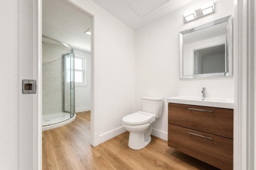 6457 Ontario Street, Vancouver, BC 