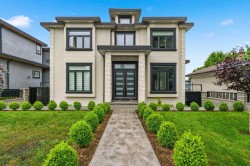 8378 12th Avenue Burnaby, BC V3N 2L6
