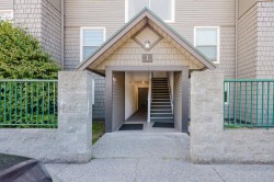 2-622 Farnham Road Gibsons, BC V0N 1V8