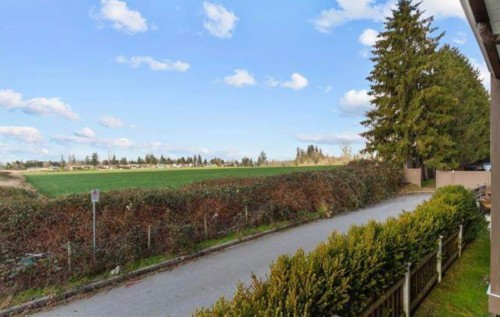 23605 Dewdney Trunk Rd, Maple Ridge, BC 