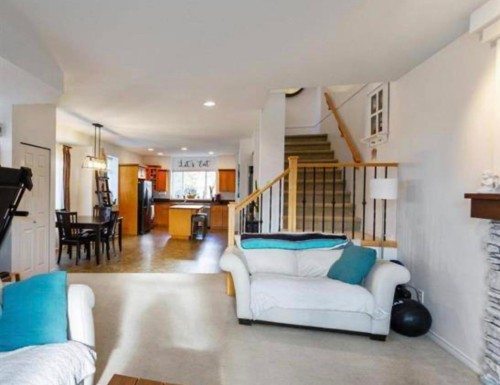 23605 Dewdney Trunk Rd, Maple Ridge, BC 