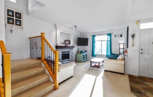 23605 Dewdney Trunk Rd, Maple Ridge, BC 