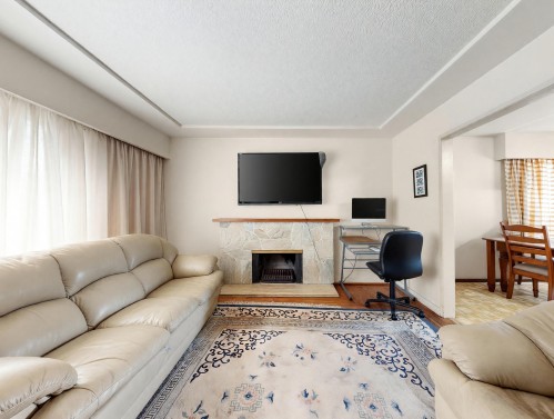 6987 Balmoral Street, Vancouver, BC 