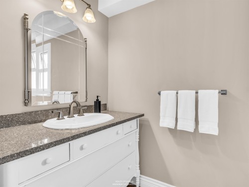 505 28Th Avenue E, Vancouver, BC 