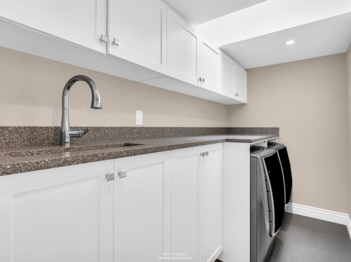 505 28Th Avenue E, Vancouver, BC 
