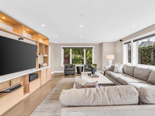 505 28Th Avenue E, Vancouver, BC 