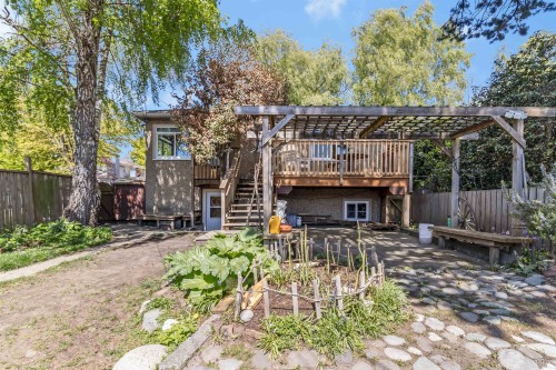 4 46Th Avenue E, Vancouver, BC 