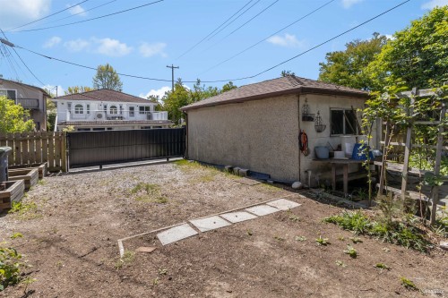4 46Th Avenue E, Vancouver, BC 